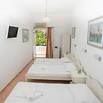 Louiza Hotel Parikia (Paros)