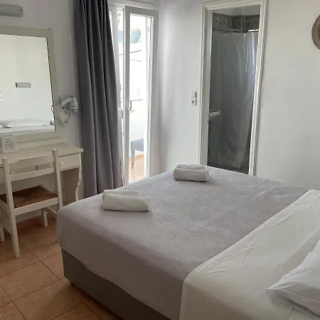 Louiza Hotel