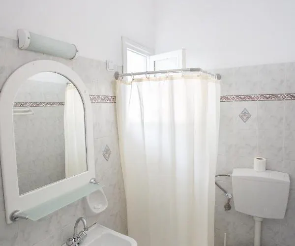 Louiza Parikia (Paros)